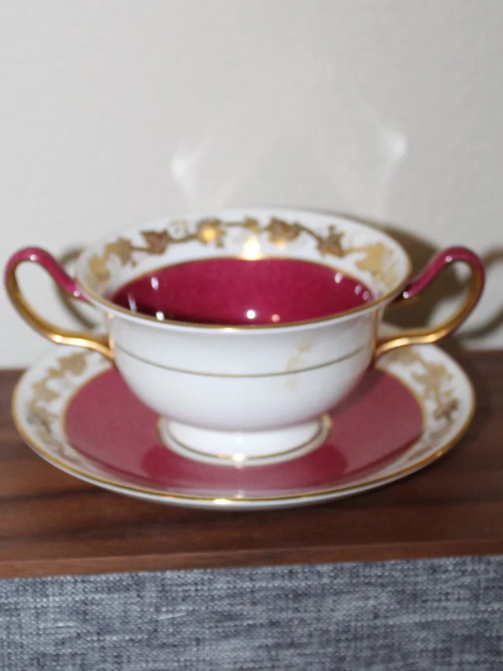 Set of 2 Soup Cups & Saucers Wedgwood Whitehall W3994 Powder Ruby Bone China